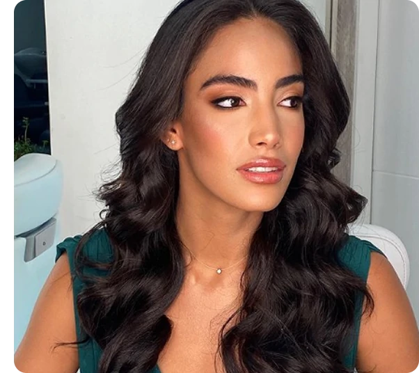 fotografia de modelo luego de un servicio en creative staff pro 6